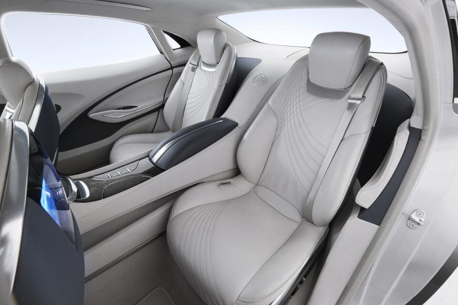  Buick Avenir Concept 2015 года  (фото 24 из 27)